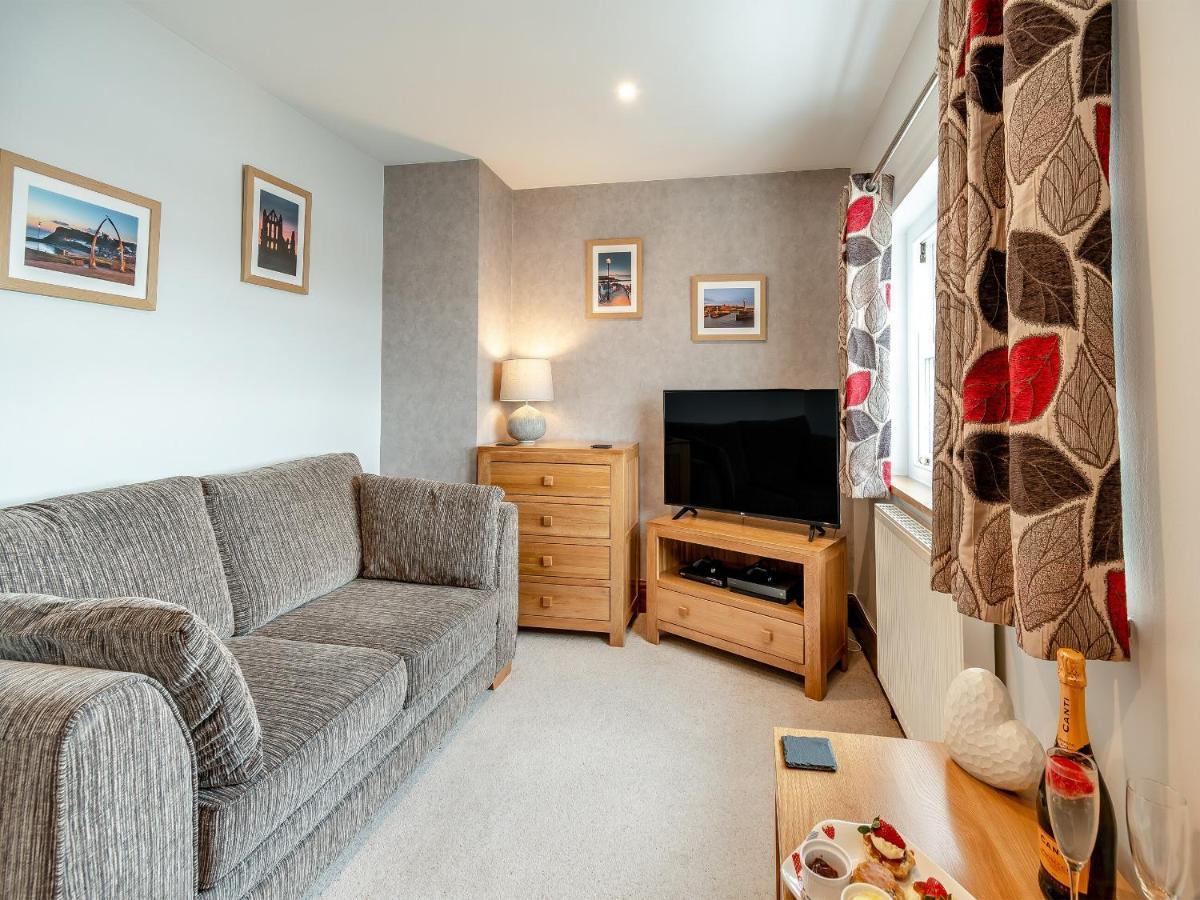Nans Cottage - Uk43350 Whitby Exterior foto